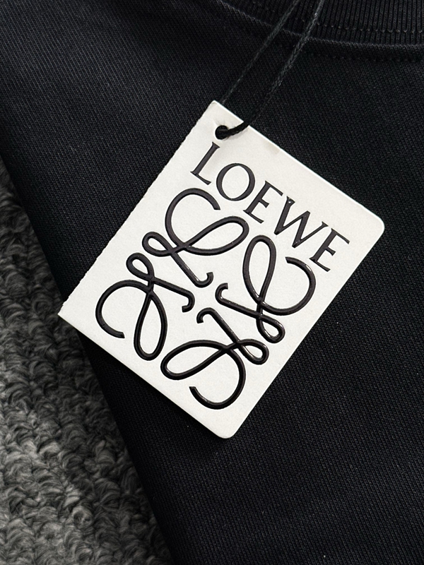 ブランドTシャツ角部分ディテール